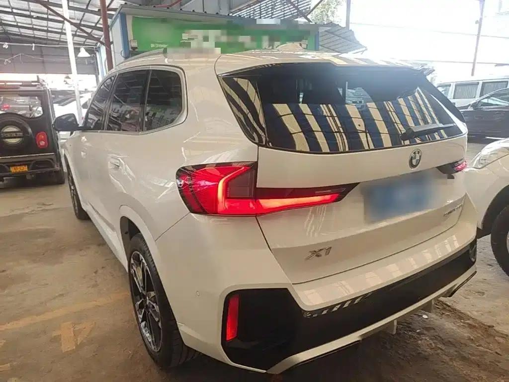 BMW X1 2023 sDrive25Li M Sport Package — миниатюра 5