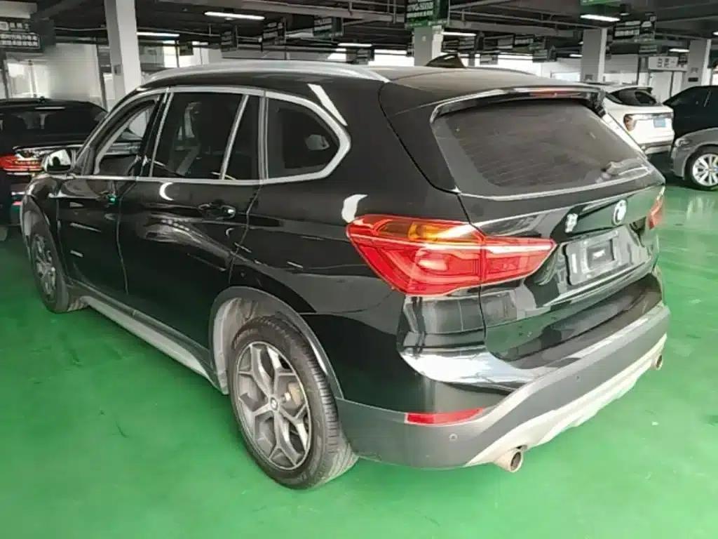 BMW X1 2018 xDrive20Li Premium — миниатюра 5