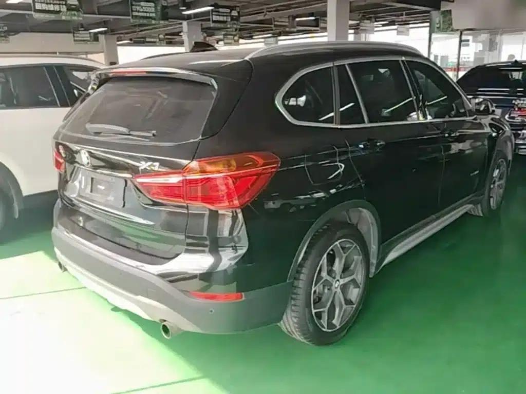 BMW X1 2018 xDrive20Li Premium — миниатюра 7