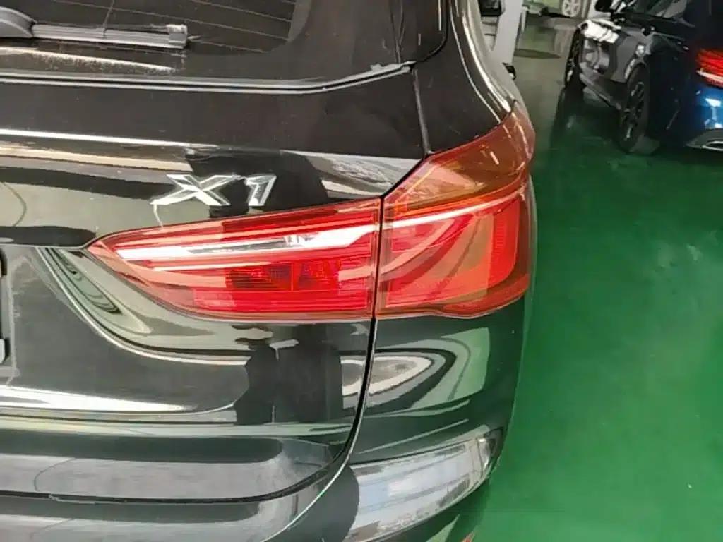 BMW X1 2018 xDrive20Li Premium — миниатюра 8