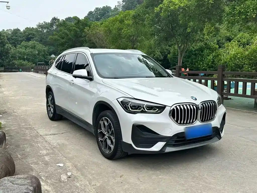 BMW X1 2021 sDrive25Li Leading Edition — миниатюра 9