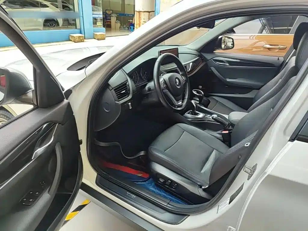 BMW X1 2015 sDrive18i Fashion Upgrade Edition — миниатюра 16