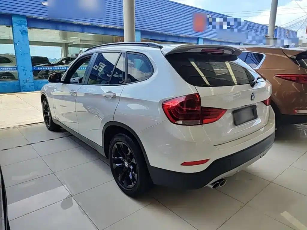 BMW X1 2015 sDrive18i Fashion Upgrade Edition — миниатюра 5