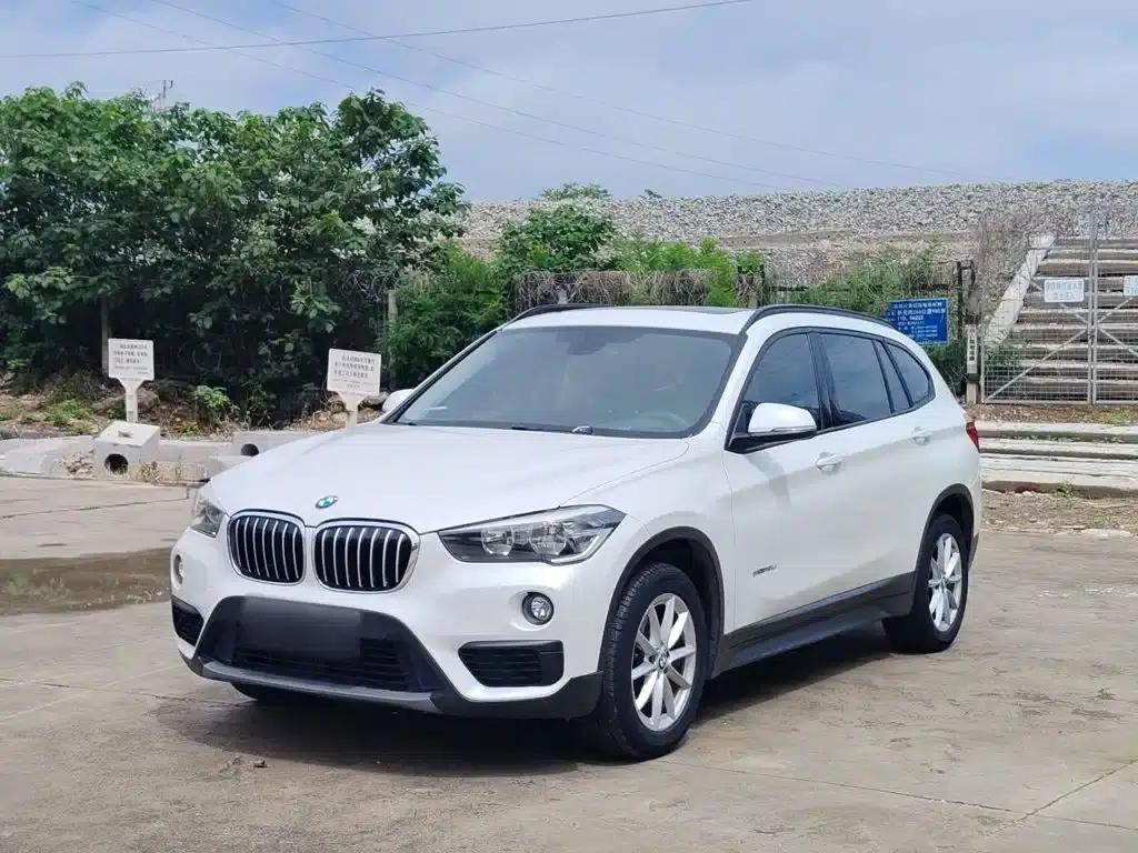 BMW X1 2016 sDrive18Li Fashion Edition — миниатюра 1