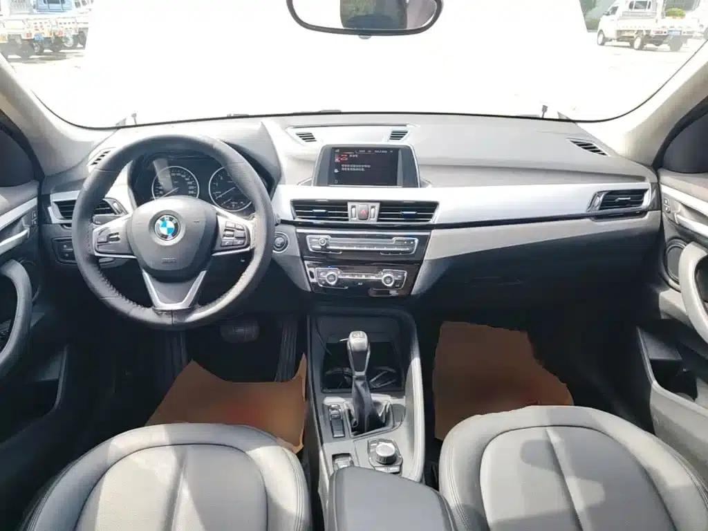 BMW X1 2016 sDrive18Li Fashion Edition — миниатюра 6