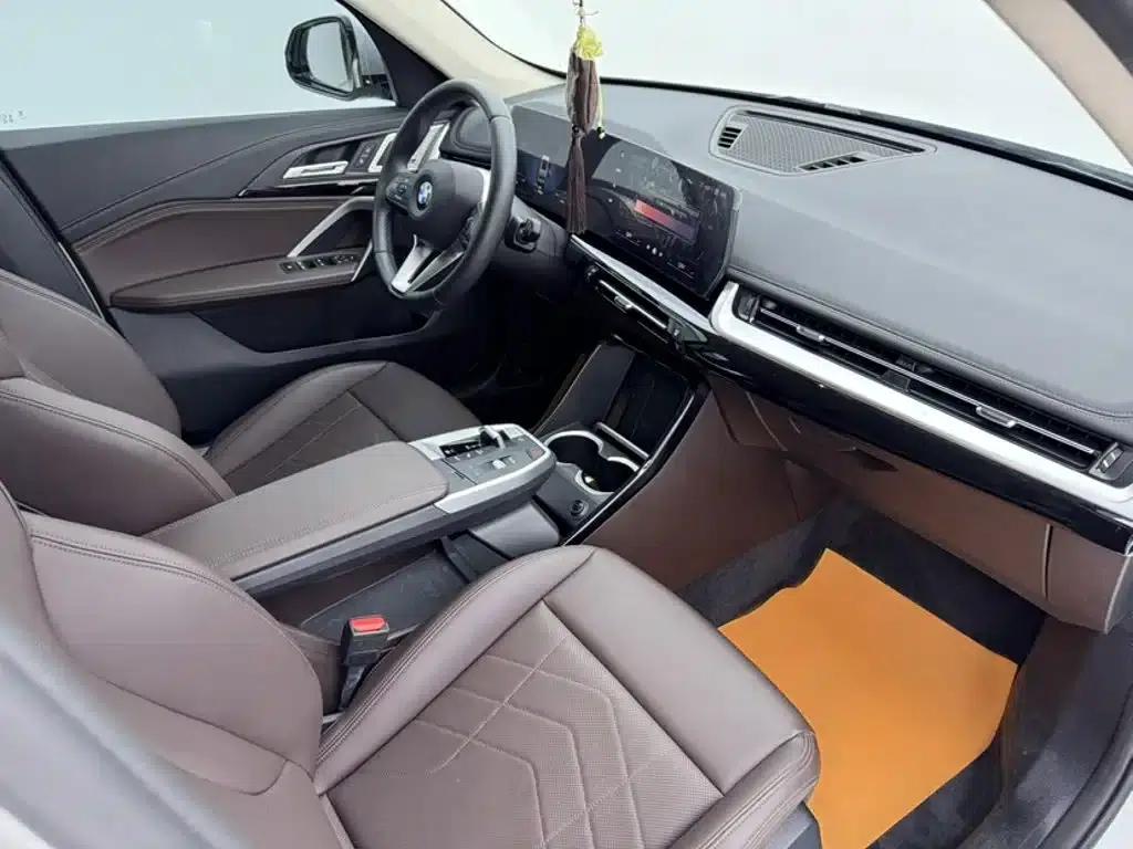2023 BMW X1 sDrive25Li X Design Package — миниатюра 11