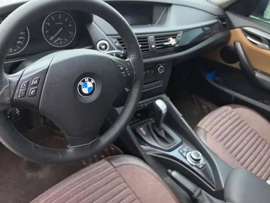 2010 BMW X1 xDrive25i (Imported) — миниатюра 12