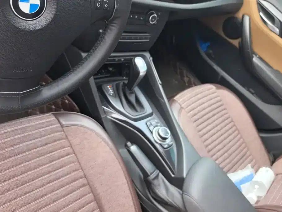 2010 BMW X1 xDrive25i (Imported) — миниатюра 16