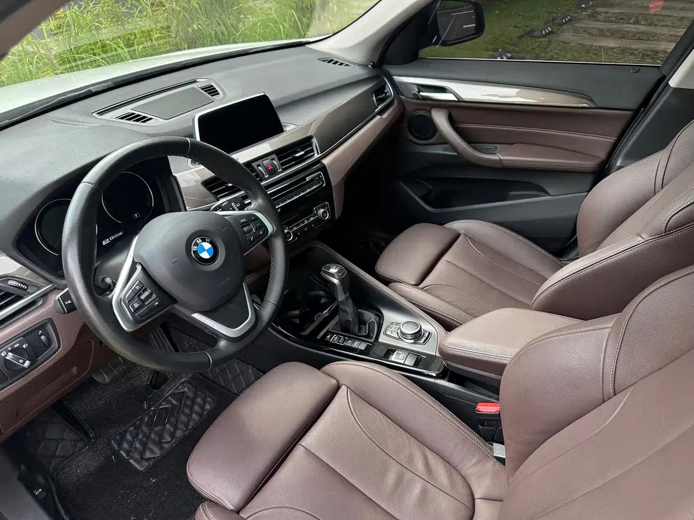 BMW X1 PHEV 2018 xDrive25Le Luxury — миниатюра 7