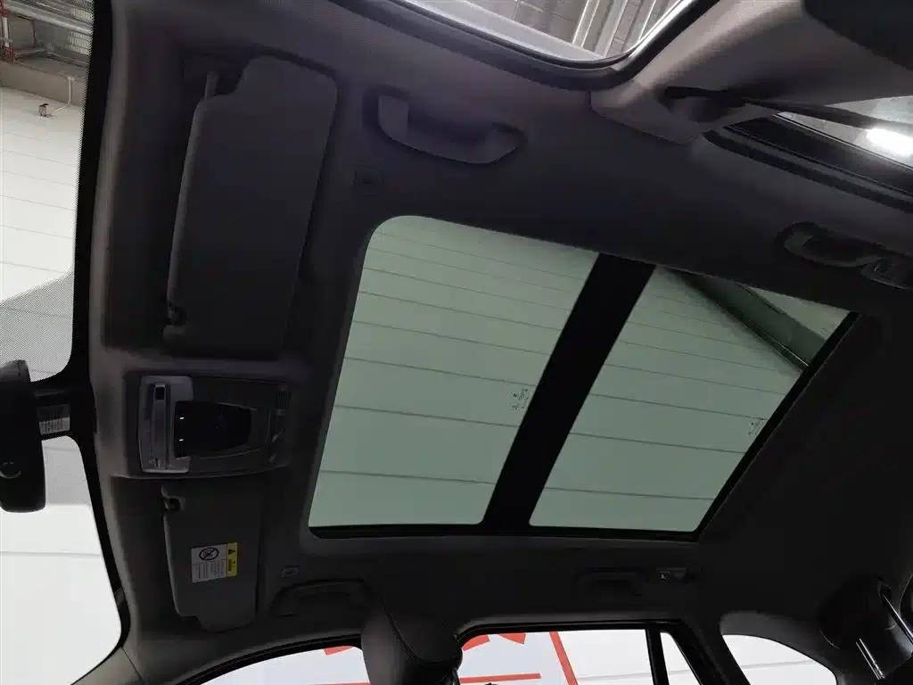 BMW X1 PHEV 2017 xDrive25Le — миниатюра 14