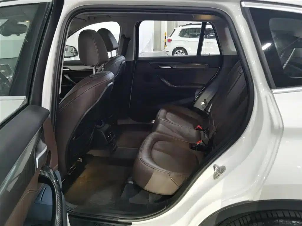 BMW X1 PHEV 2017 xDrive25Le — миниатюра 15