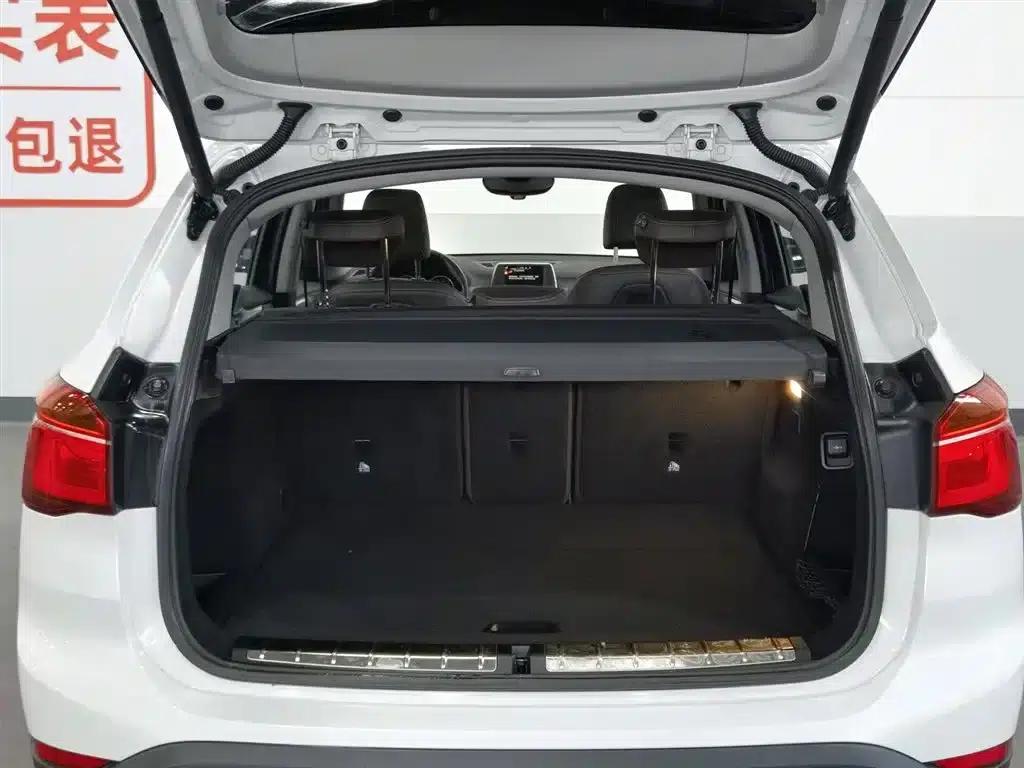 BMW X1 PHEV 2017 xDrive25Le — миниатюра 16