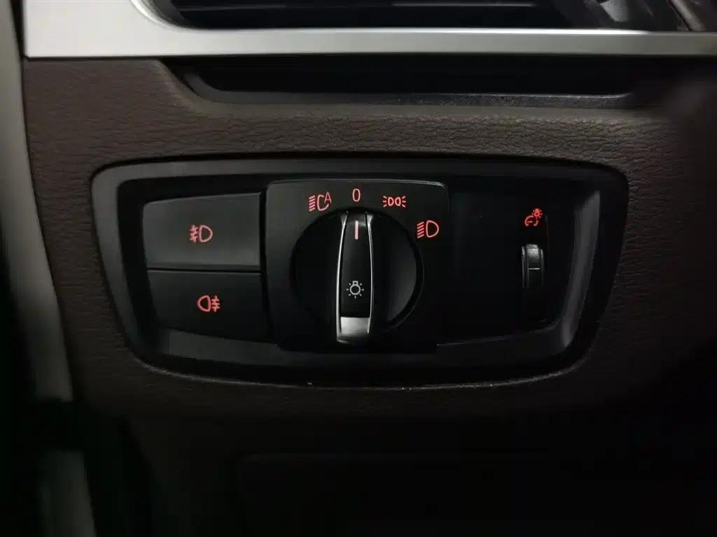 BMW X1 PHEV 2017 xDrive25Le — миниатюра 21