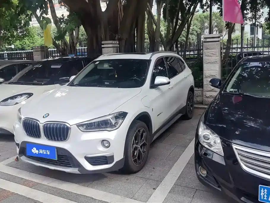 BMW X1 PHEV 2018 xDrive25Le Luxury — миниатюра 1