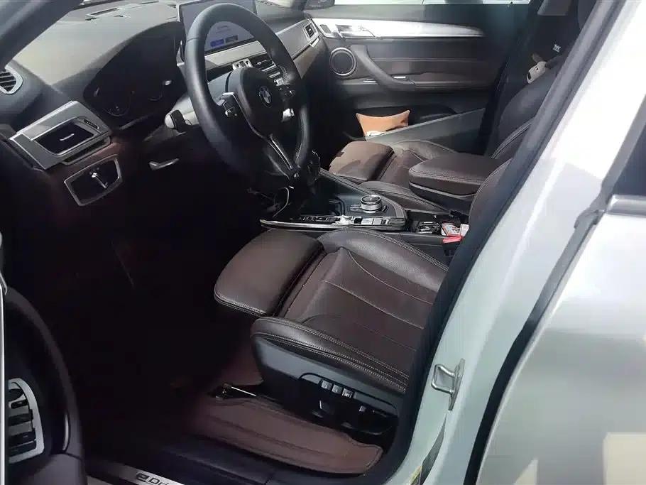 BMW X1 PHEV 2018 xDrive25Le Luxury — миниатюра 9