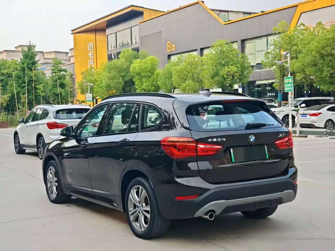 BMW X1 PHEV 2017 xDrive25Le — миниатюра 6