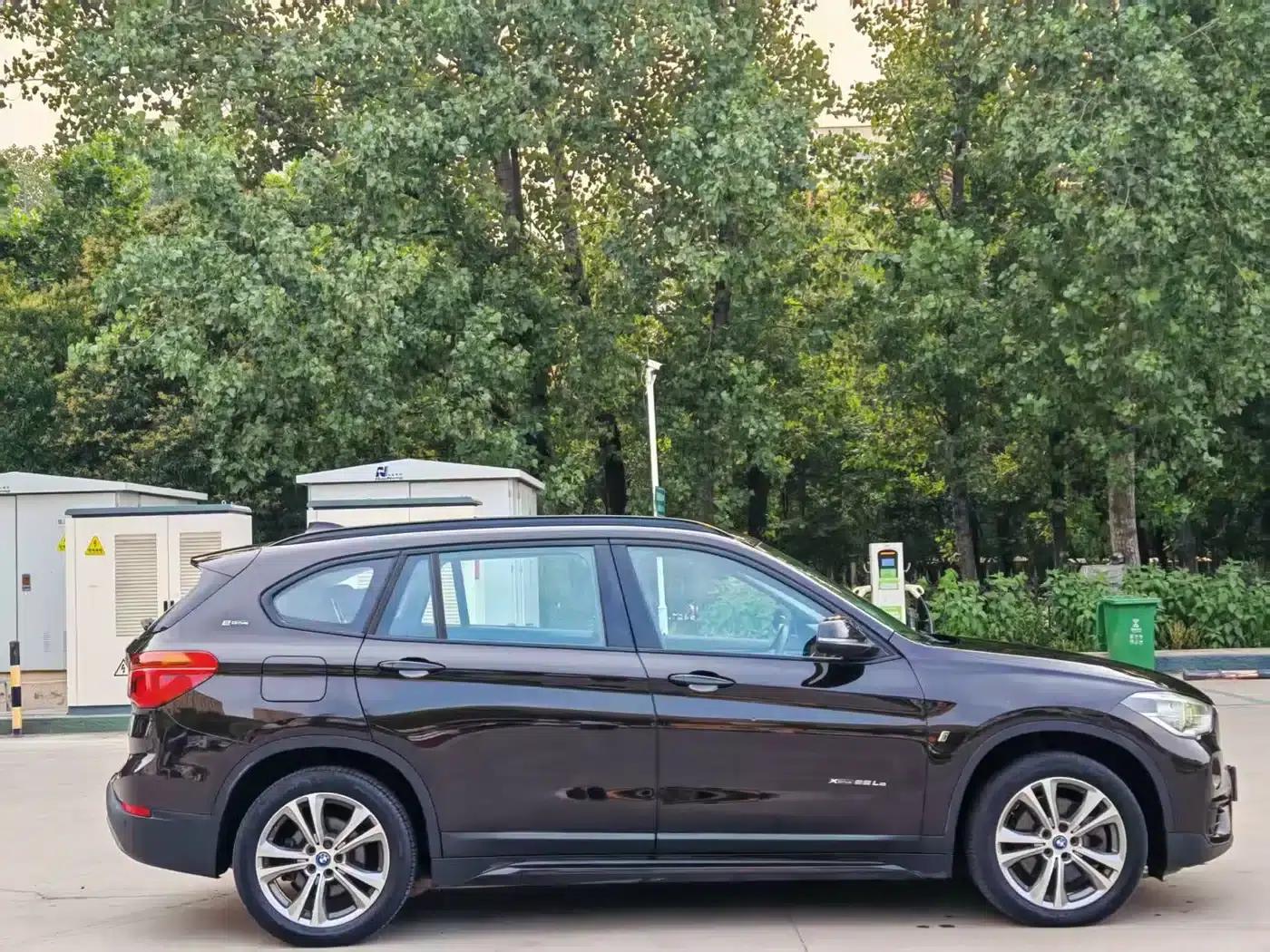 BMW X1 PHEV 2017 xDrive25Le — миниатюра 9