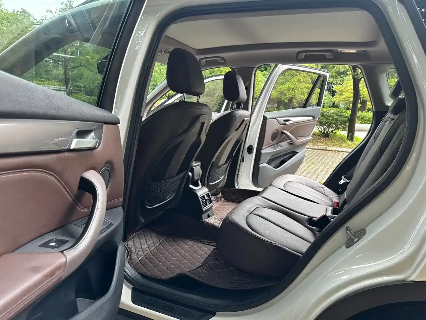 BMW X1 PHEV 2018 xDrive25Le Luxury — миниатюра 11