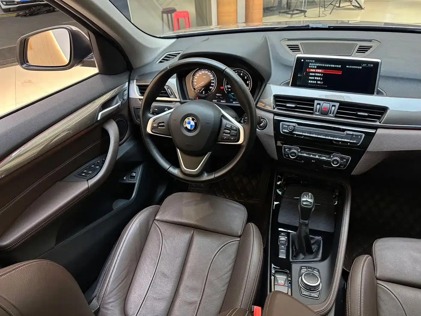 BMW X1 PHEV 2018 xDrive25Le Luxury — миниатюра 14
