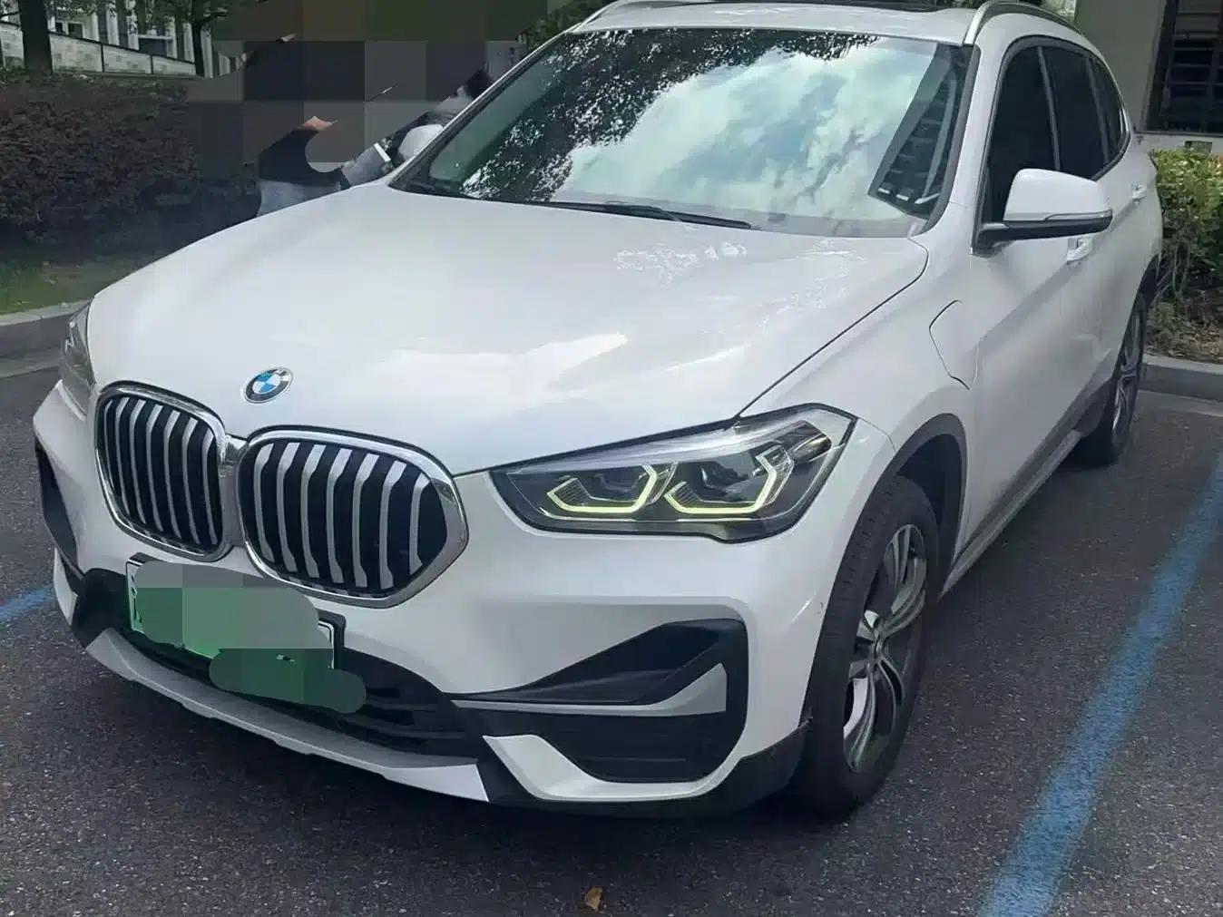 BMW X1 PHEV 2020 xDrive30Le Premium — миниатюра 1