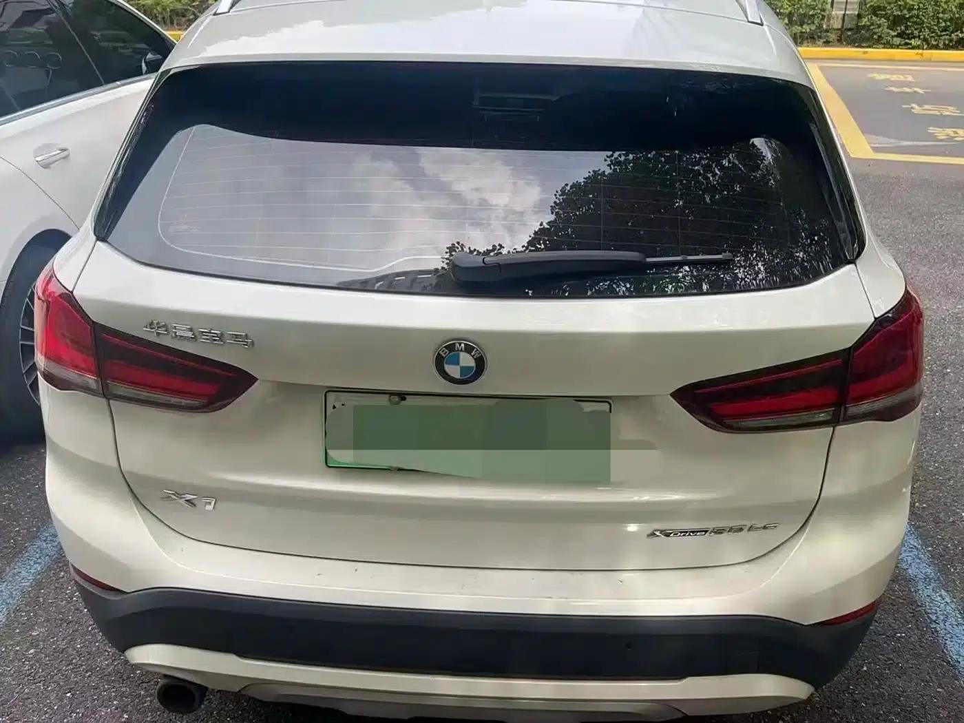 BMW X1 PHEV 2020 xDrive30Le Premium — миниатюра 5