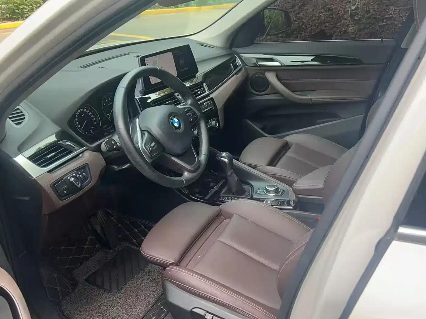 BMW X1 PHEV 2020 xDrive30Le Premium — миниатюра 7
