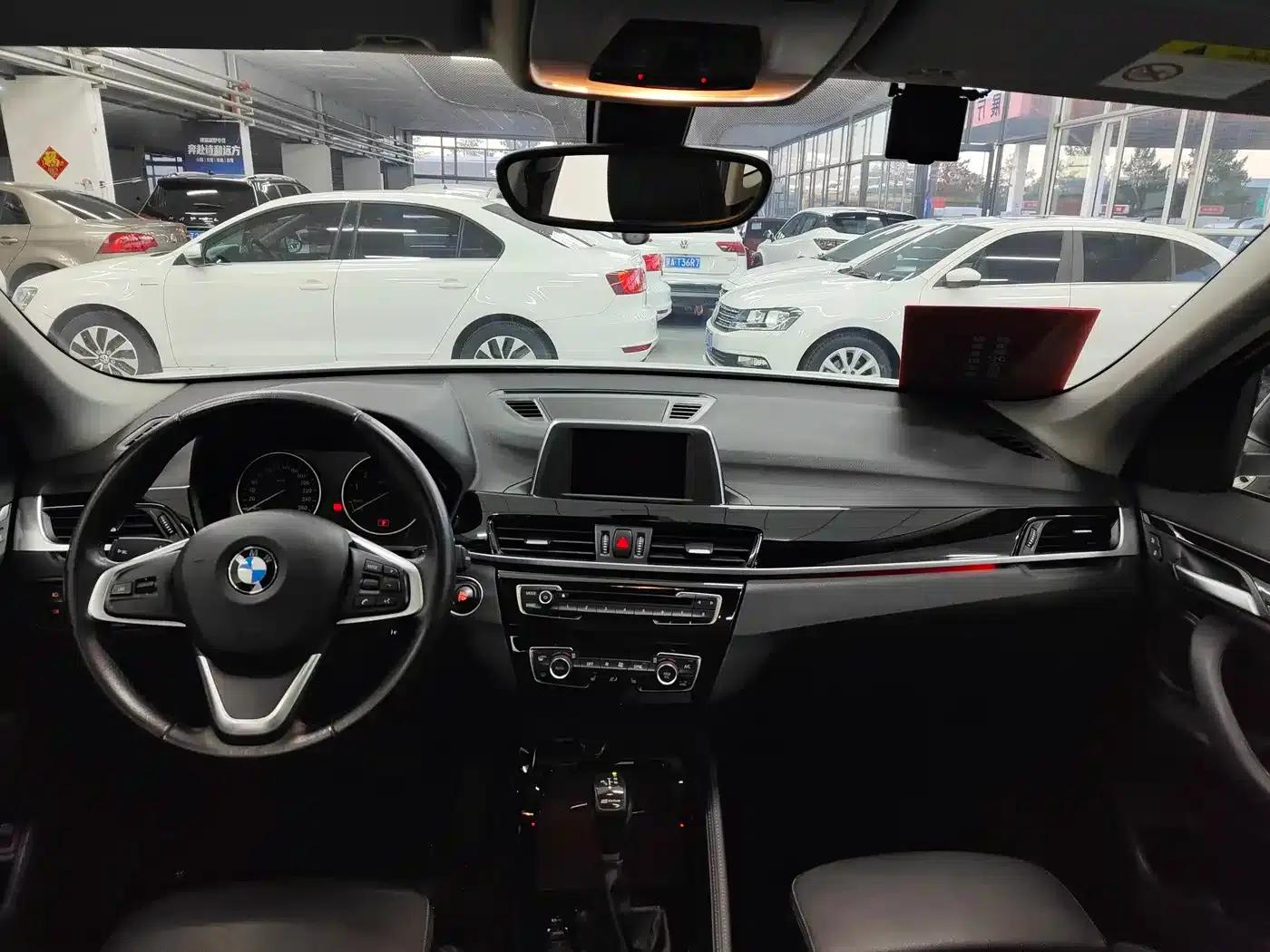 BMW X1 PHEV 2017 xDrive25Le — миниатюра 6