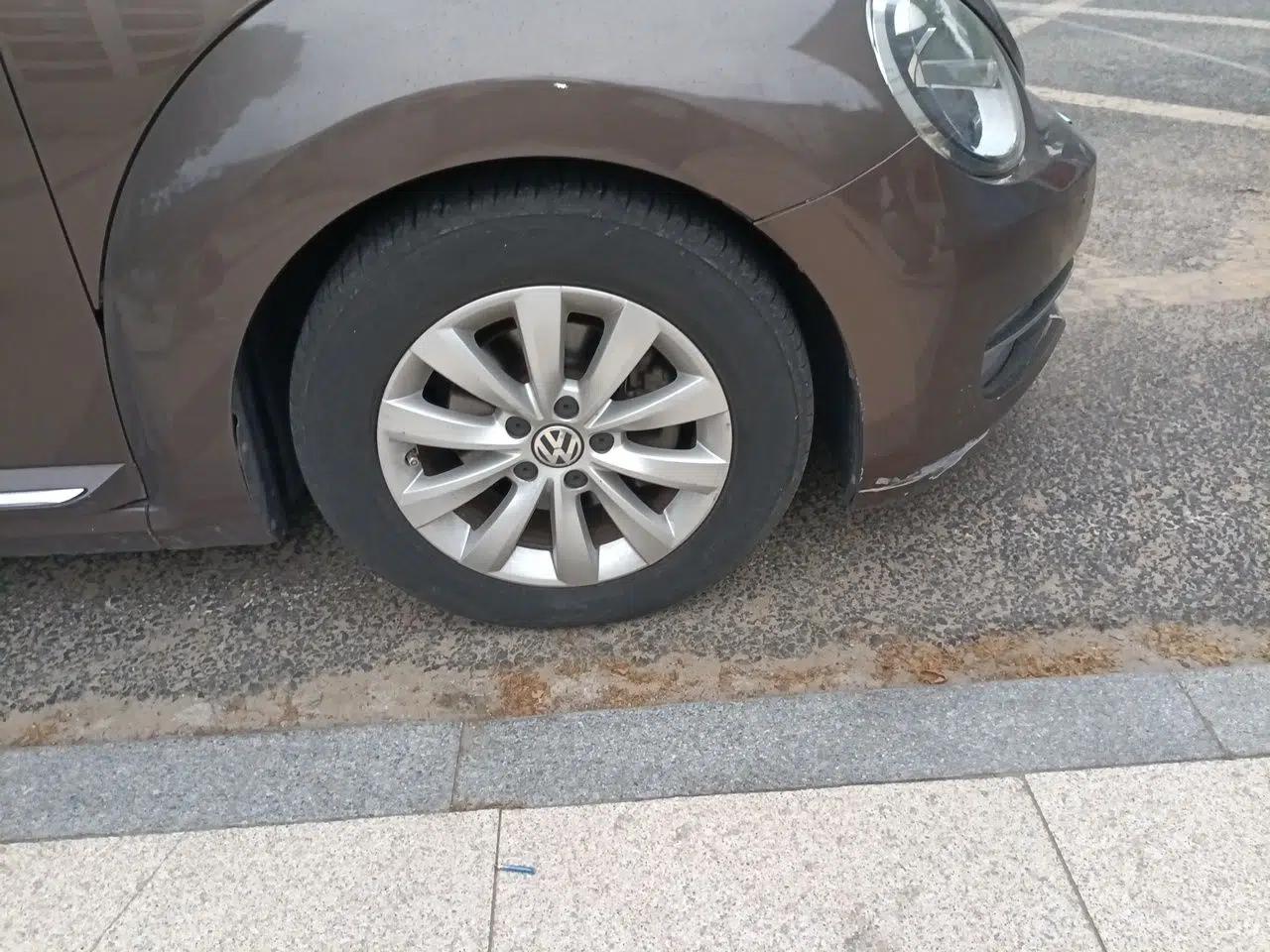 Volkswagen Beetle 2013 1.4TSI Fashion Edition — миниатюра 8