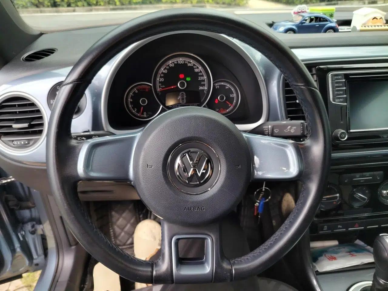 Volkswagen Beetle 2018 180TSI Shangle Model — миниатюра 10