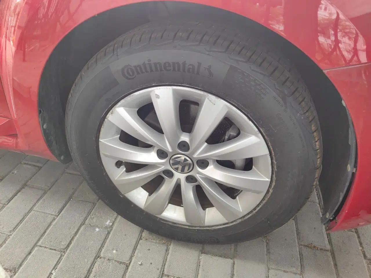 Volkswagen Beetle 2015 180TSI model — миниатюра 8