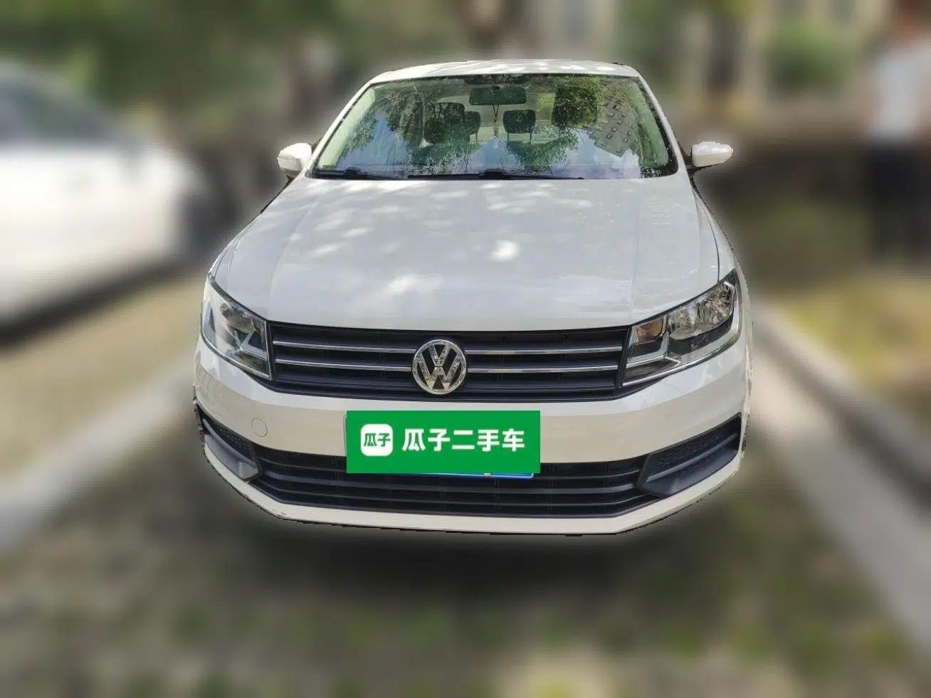 Volkswagen Santana 2018 1.5L Manual Fashion Edition — миниатюра 2