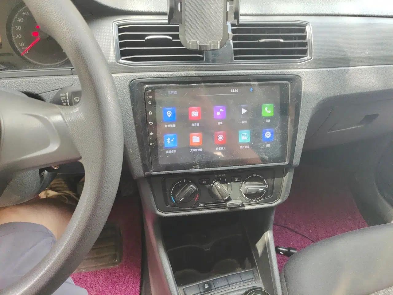 Volkswagen Santana 2018 1.5L Manual Fashion Edition — миниатюра 13