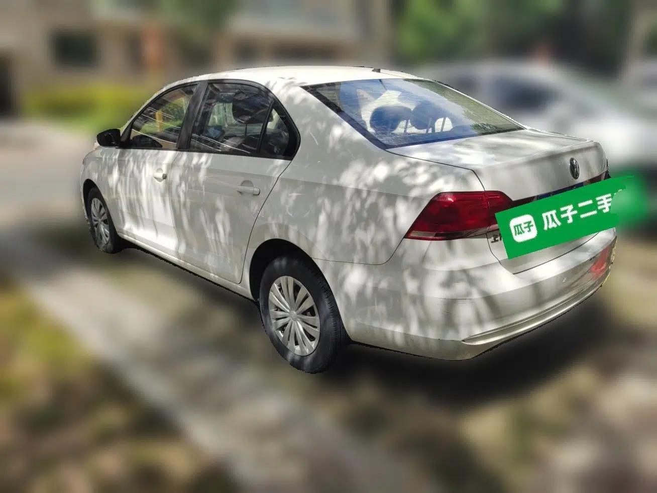 Volkswagen Santana 2018 1.5L Manual Fashion Edition — миниатюра 4