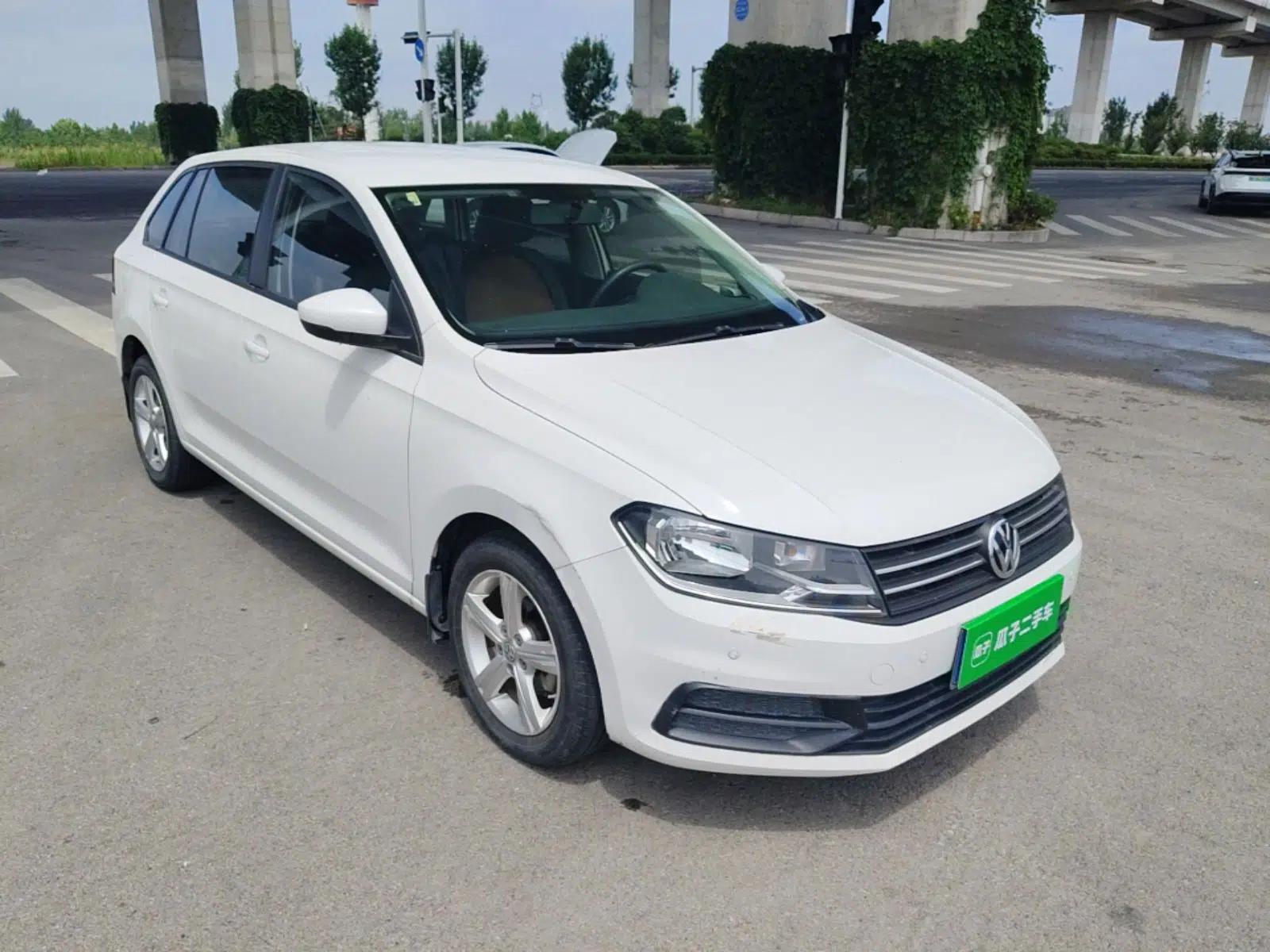 Volkswagen Santana 2015 Haval H6 1.6L Automatic Luxury Model — миниатюра 3