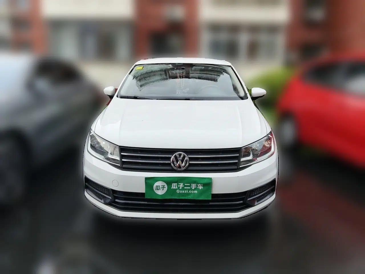 Volkswagen Santana 2016 1.4L Manual Fashion Edition — миниатюра 2