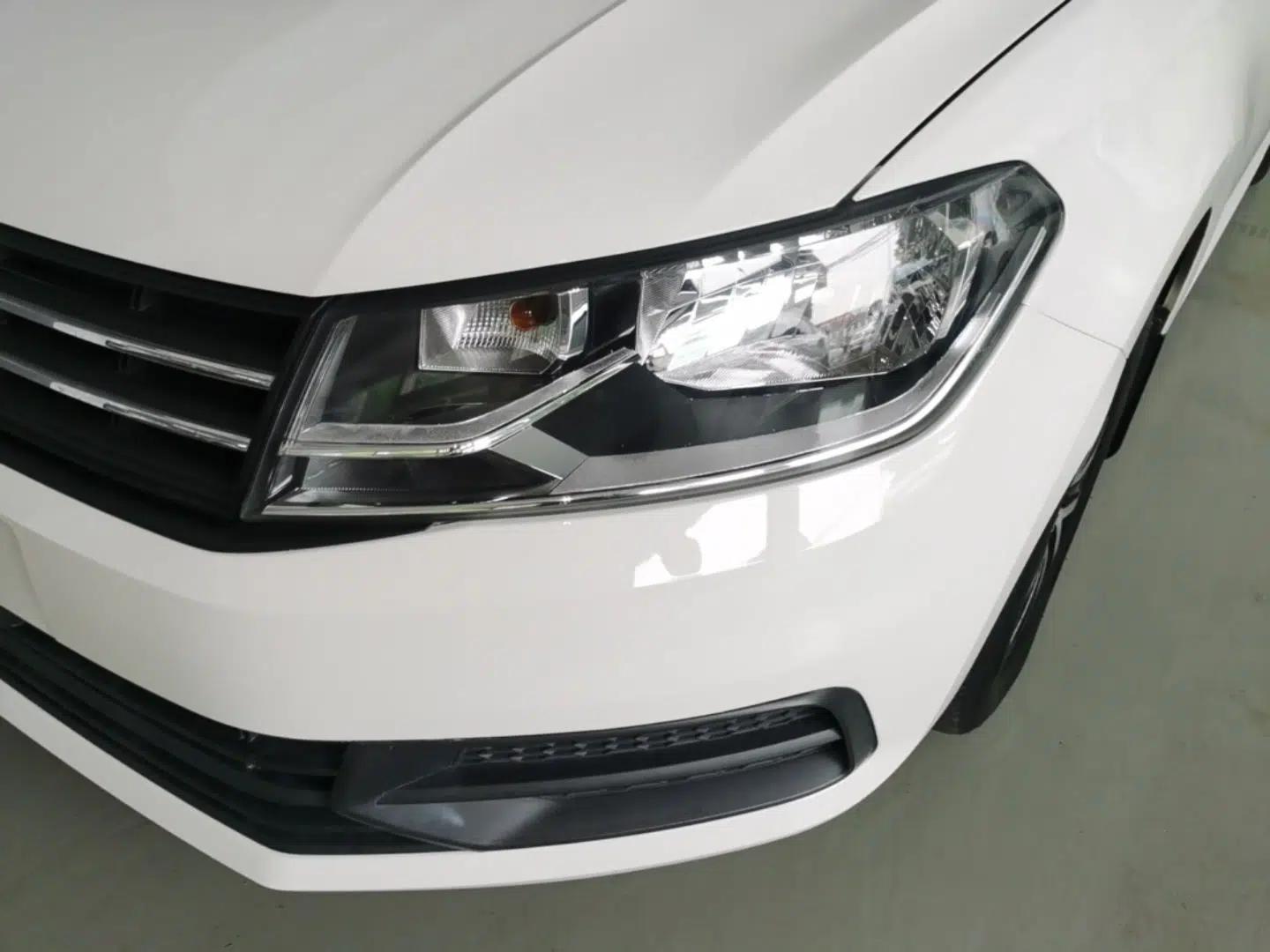 Volkswagen Santana 2018 1.5L Manual Fashion Edition — миниатюра 8