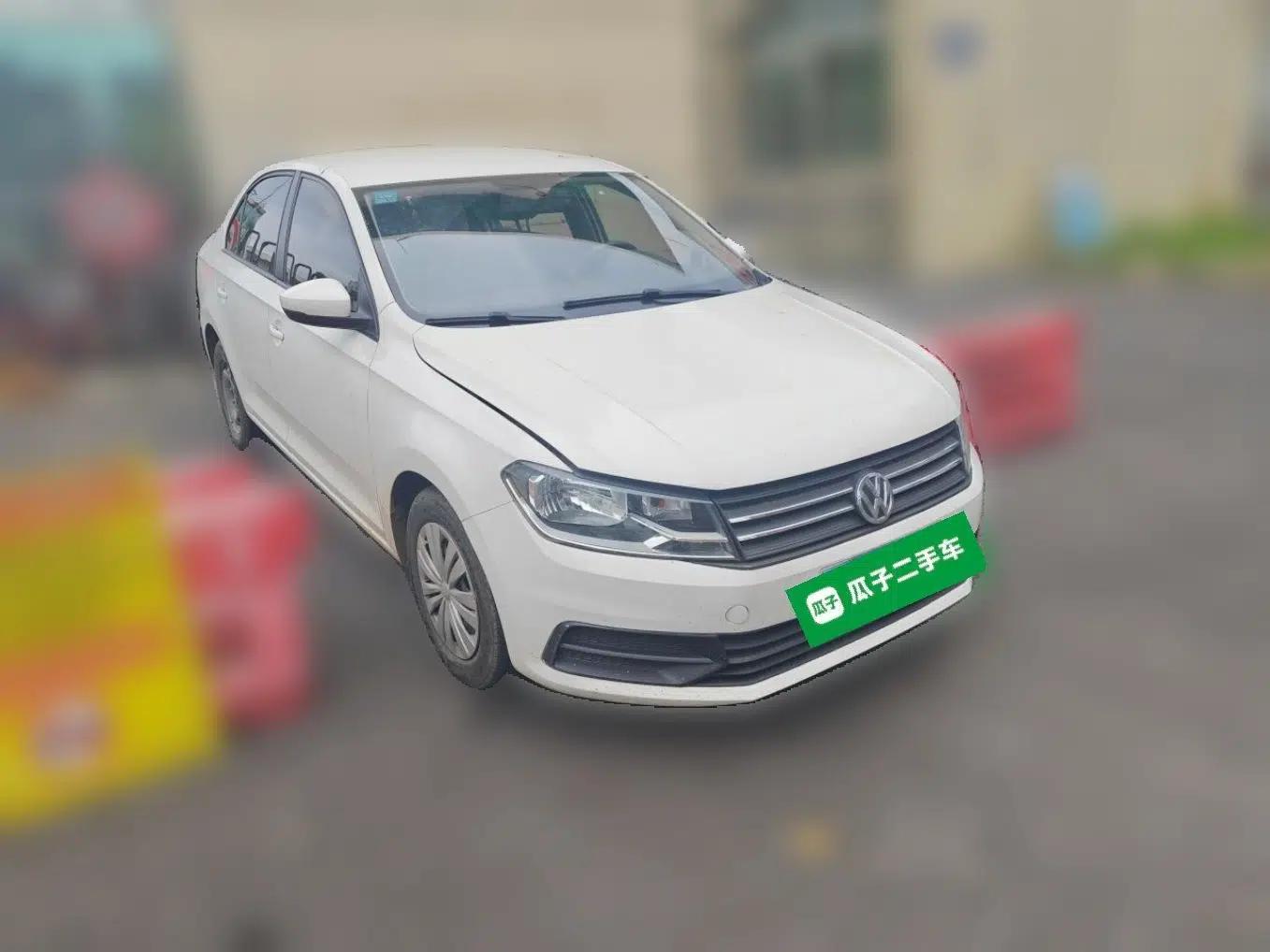 Volkswagen Santana 2019 1.5L Manual Fashion Edition China VI Standard — миниатюра 3