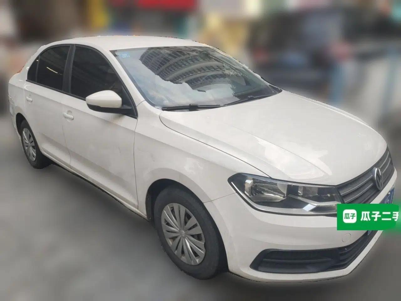 Volkswagen Santana 2018 1.5L Automatic Fashion Edition — миниатюра 3