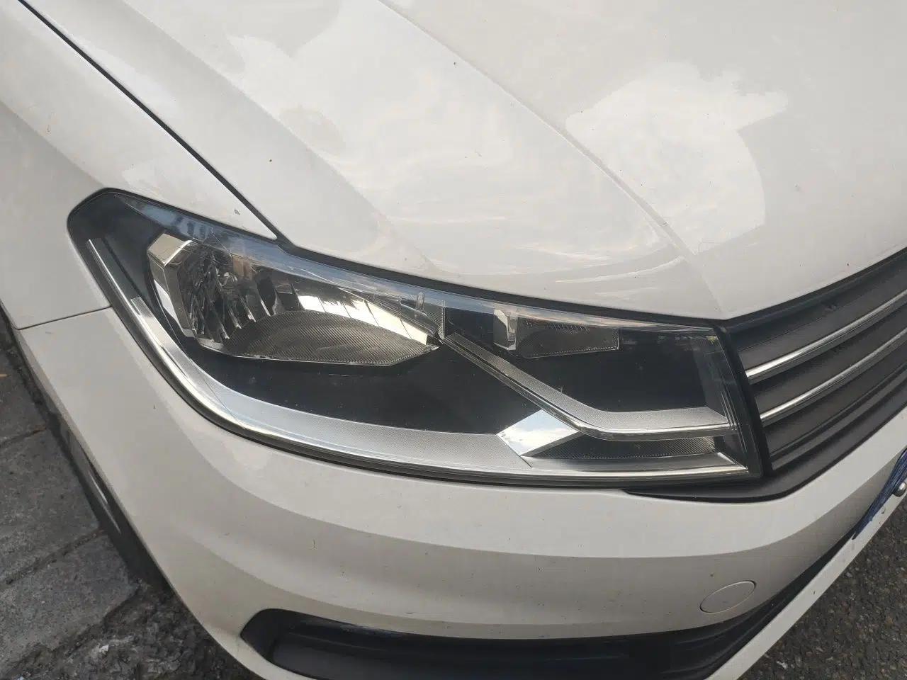 Volkswagen Santana 2018 1.5L Automatic Fashion Edition — миниатюра 7