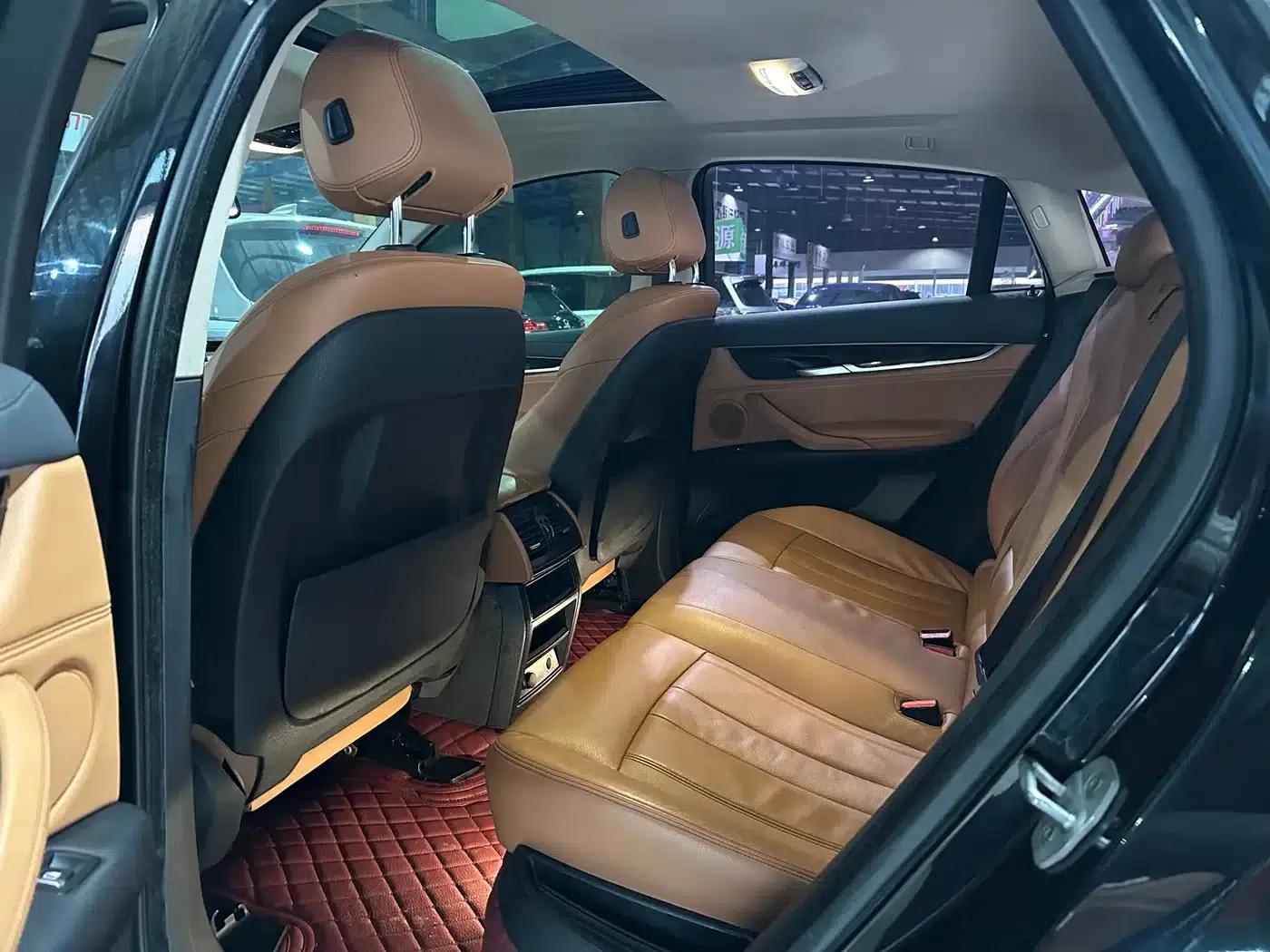 BMW X6 2018 xDrive28i — миниатюра 14