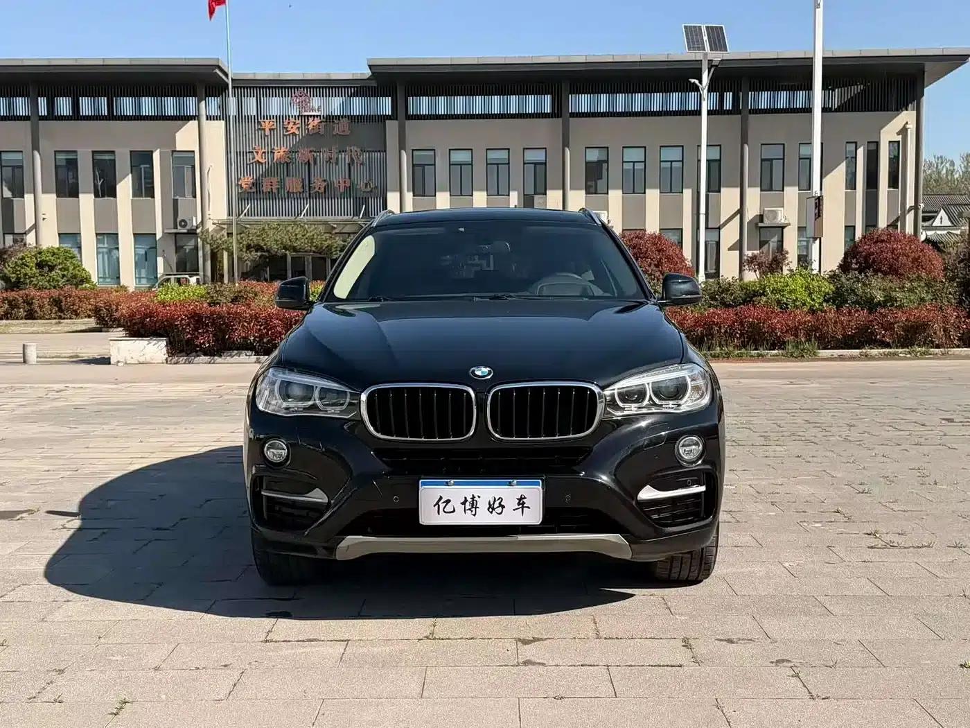 BMW X6 2015 xDrive35i Leading Edition — миниатюра 1