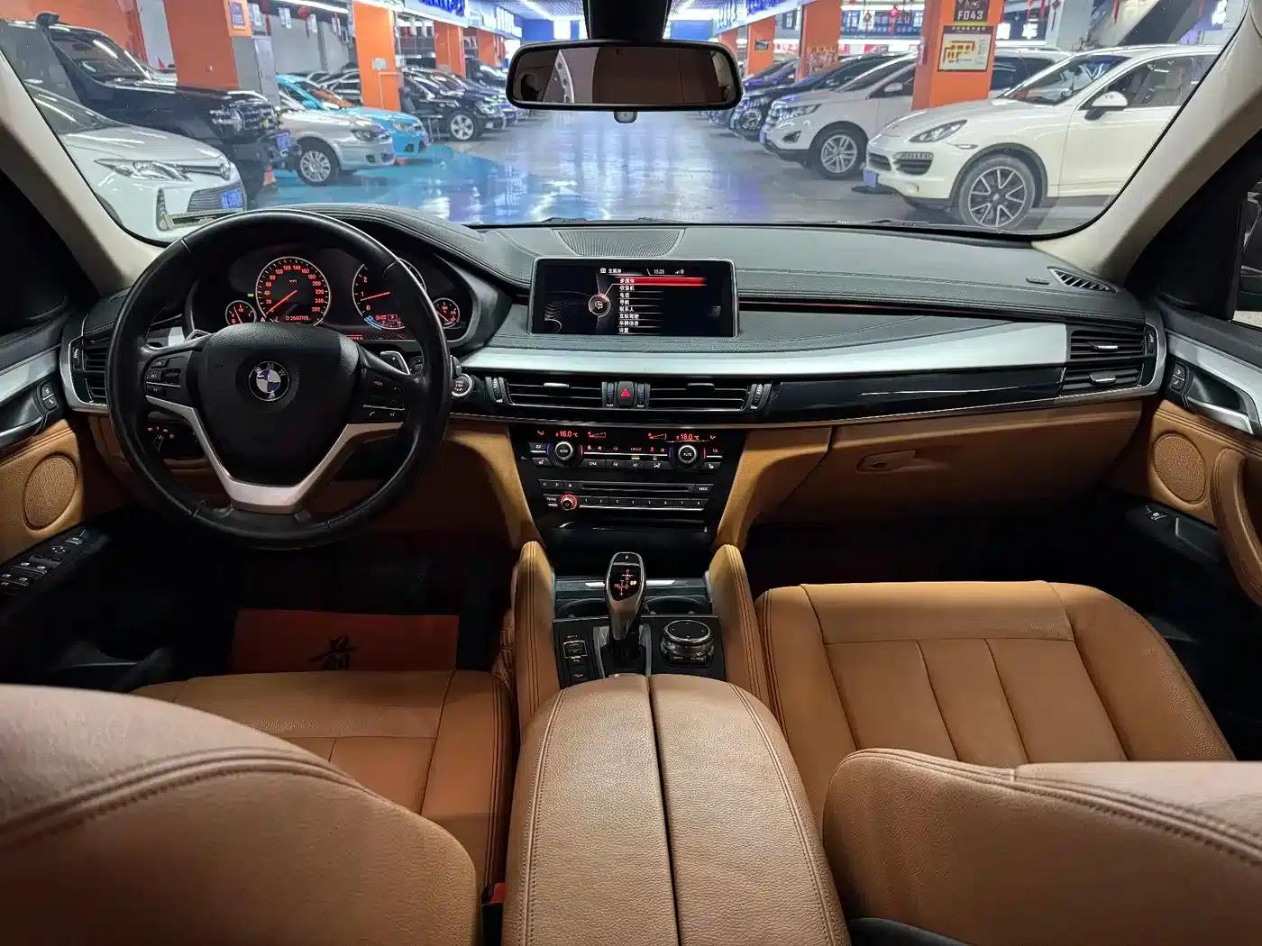 BMW X6 2015 xDrive35i Luxury — миниатюра 5