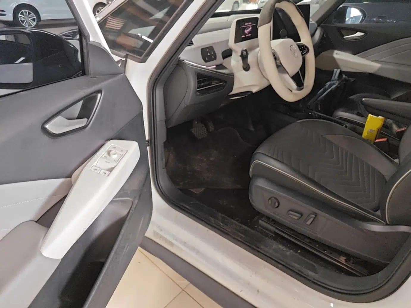 Volkswagen ID.3 2025 Smart Edition Outstanding Model — миниатюра 18