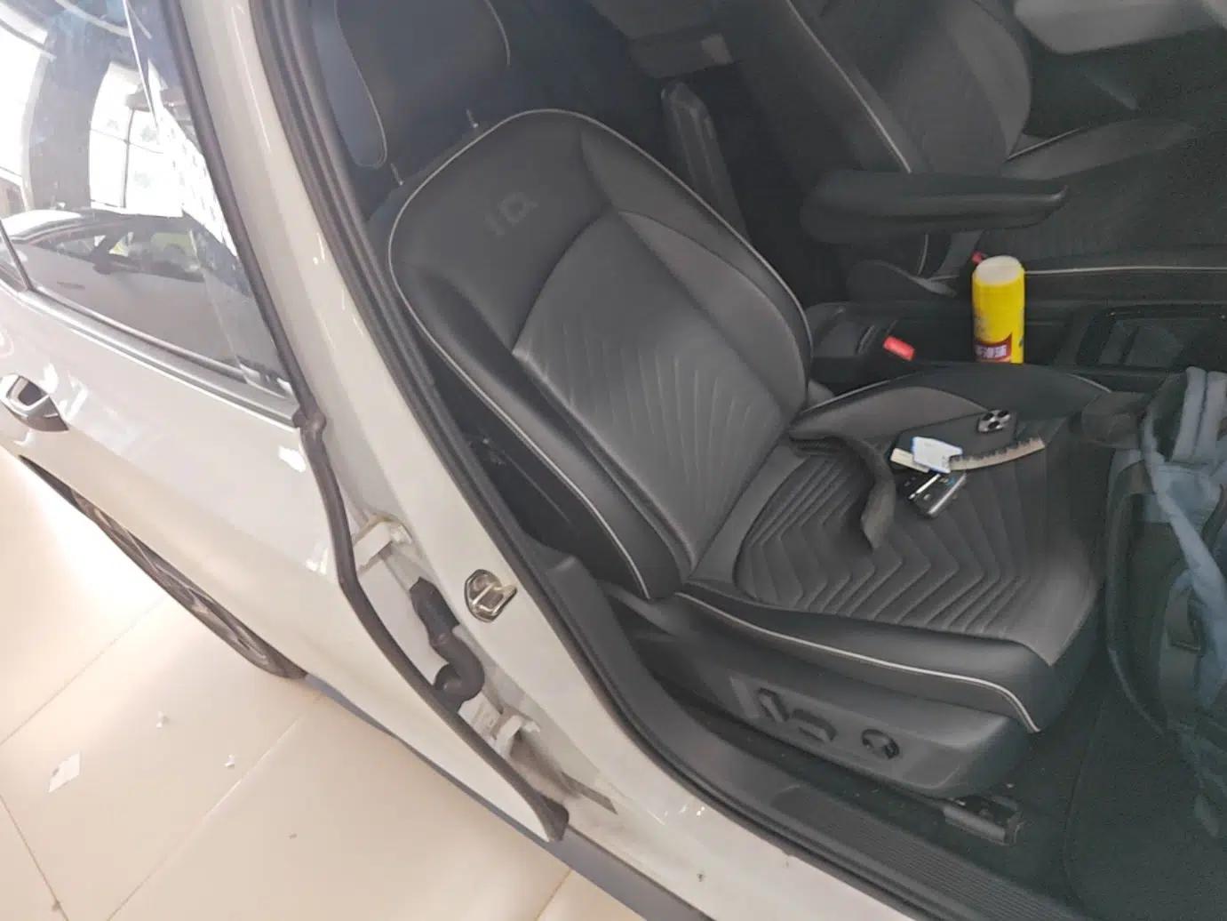 Volkswagen ID.3 2025 Smart Edition Outstanding Model — миниатюра 19