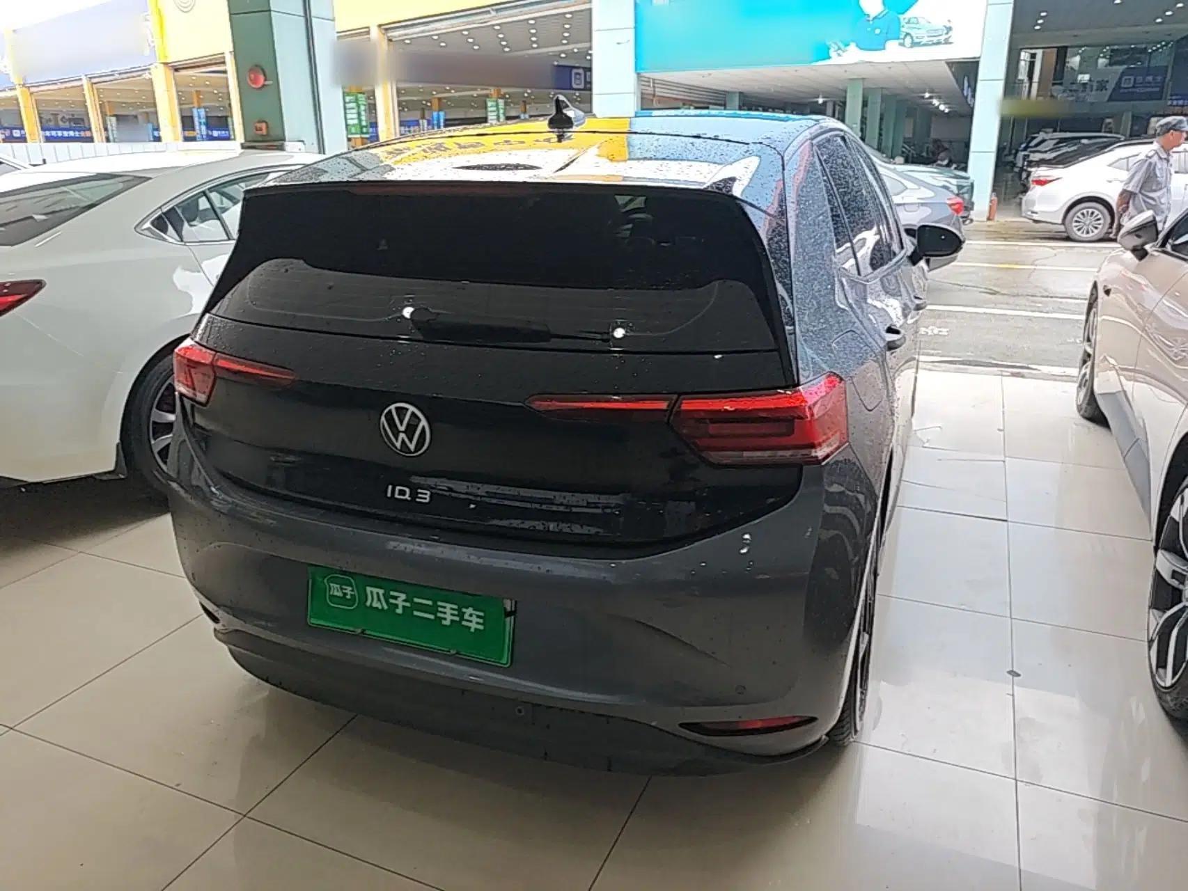 Volkswagen ID.3 2023 Pure Smart Edition — миниатюра 6
