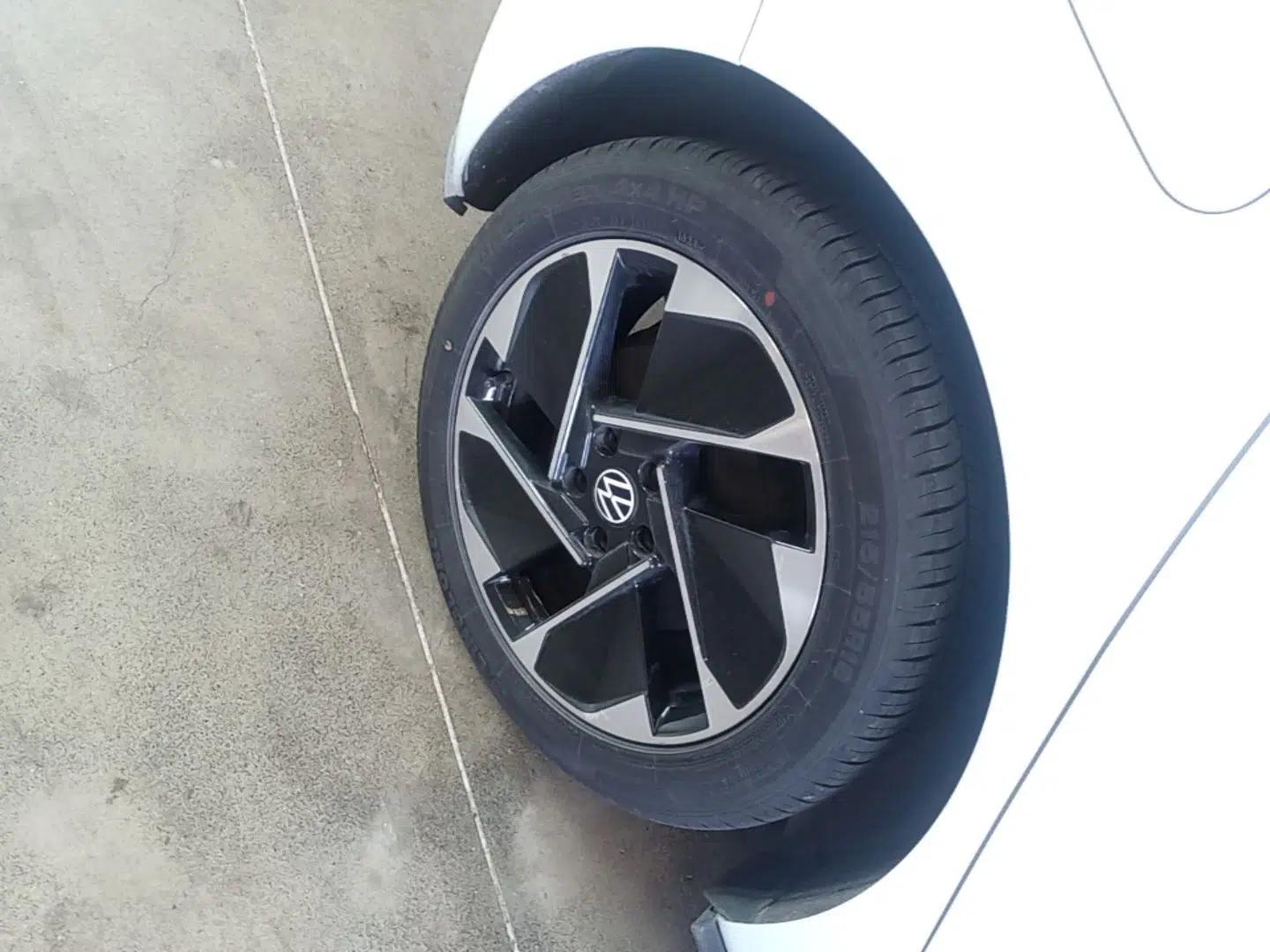 Volkswagen ID.3 2023 Pure Smart Edition — миниатюра 11