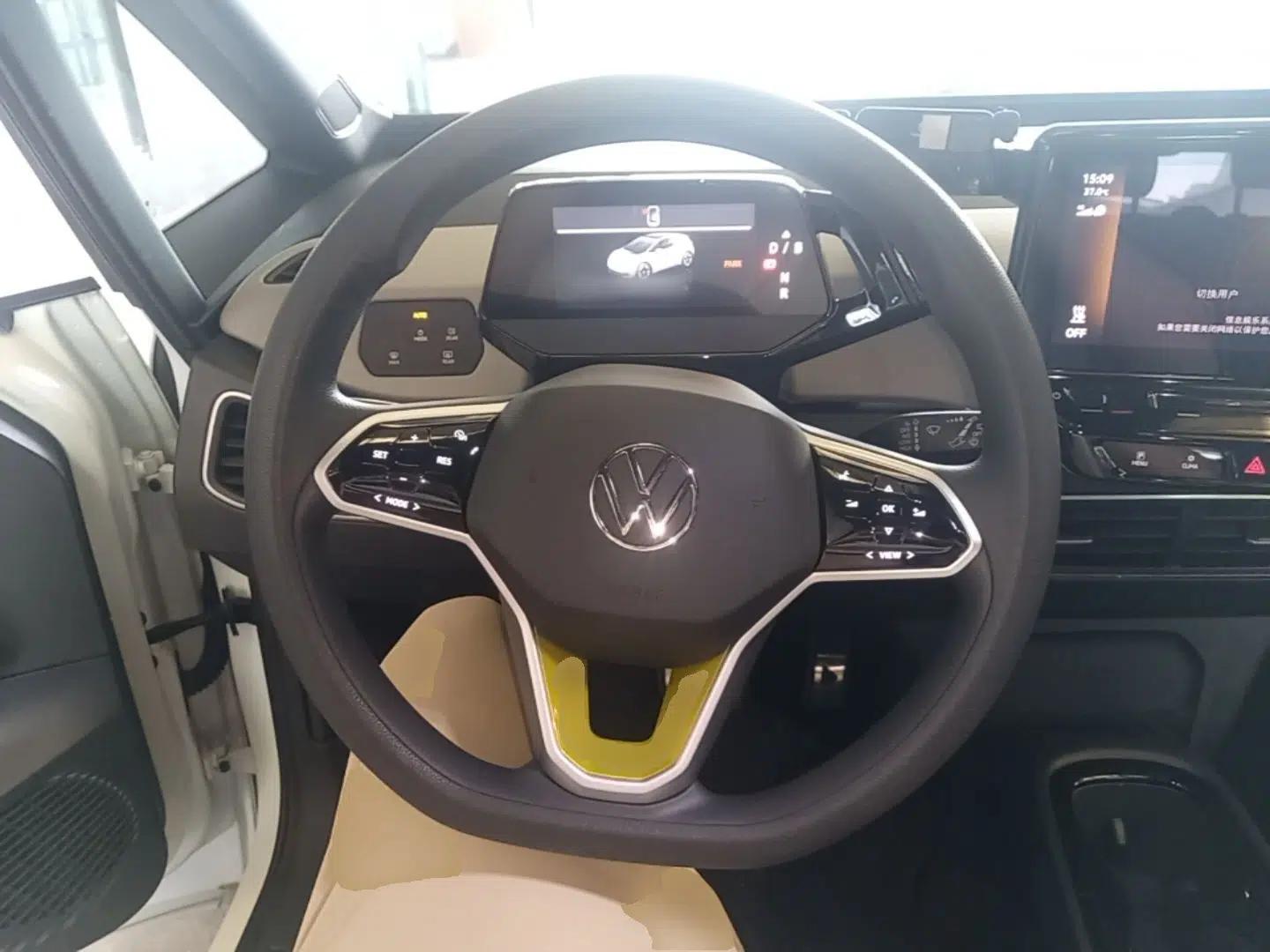 Volkswagen ID.3 2023 Pure Smart Edition — миниатюра 13