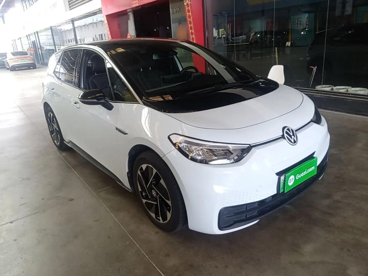 Volkswagen ID.3 2023 Pure Smart Edition — миниатюра 3