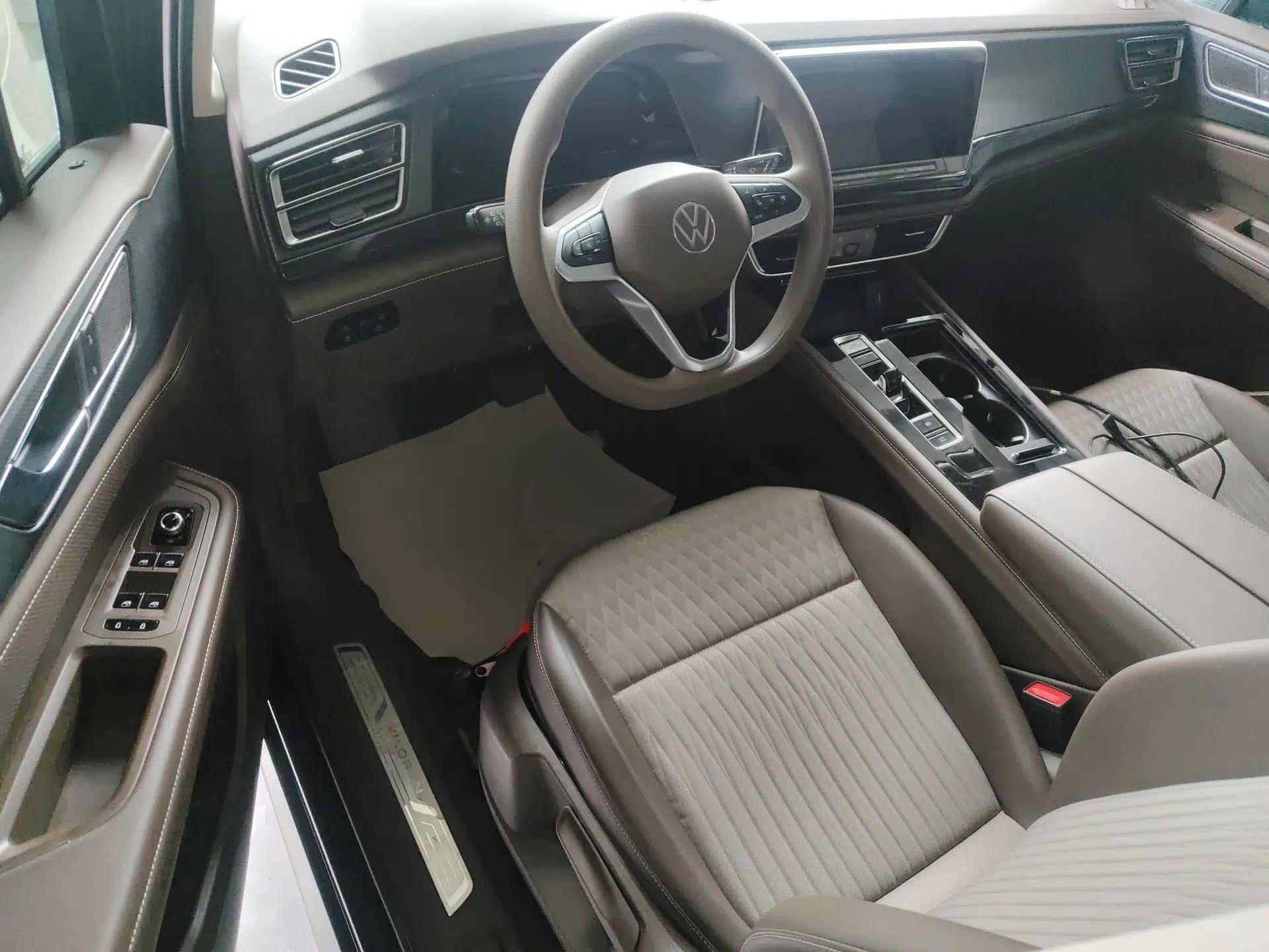 Volkswagen Viloran 2024 330TSI Business Edition — миниатюра 18