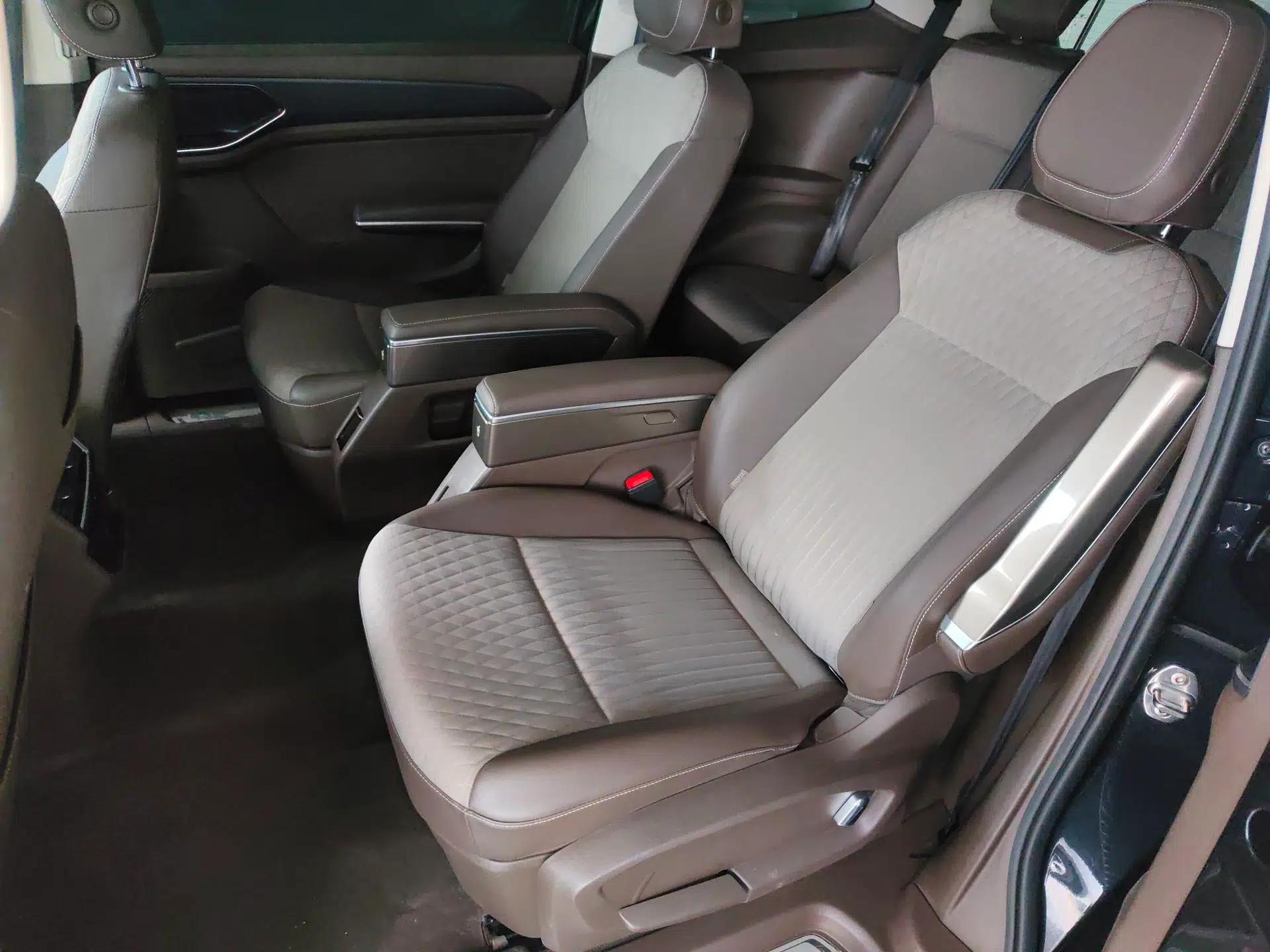 Volkswagen Viloran 2024 330TSI Business Edition — миниатюра 20